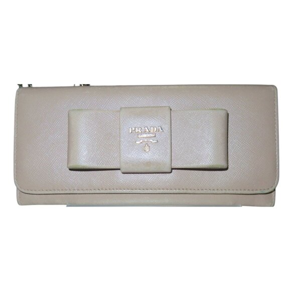 Prada Blush Pink Italian Saffiano Leather Ribbon Bow Embellished Bi-Fold Wallet - Picture 1 of 15